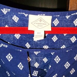 St John's Bay cold shoulder flowy top